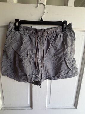 Women’s Columbia Gray Drawstring Cargo Shorts
